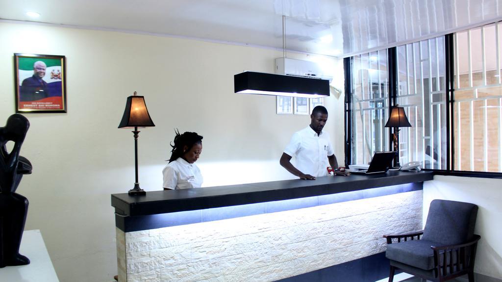 Metro Hotel Freetown Luaran gambar